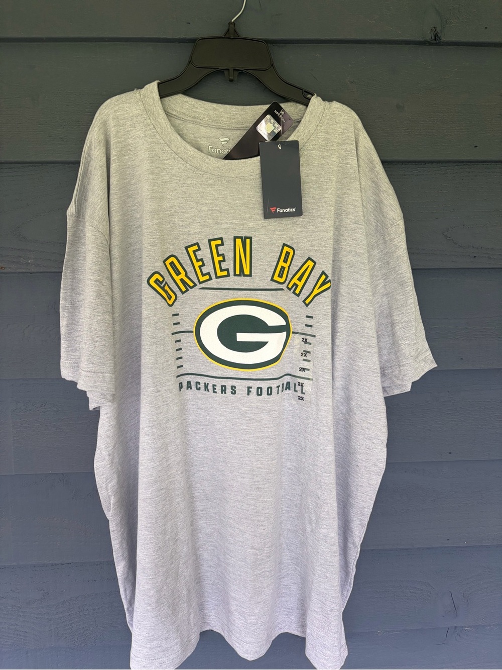 Fanatics Gray Green Bay Packers Graphic Tee with Yellow Accents